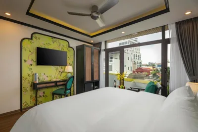 Junior Suite with Balcony — Hanoi Jasmine Premium Hotel & Travel
